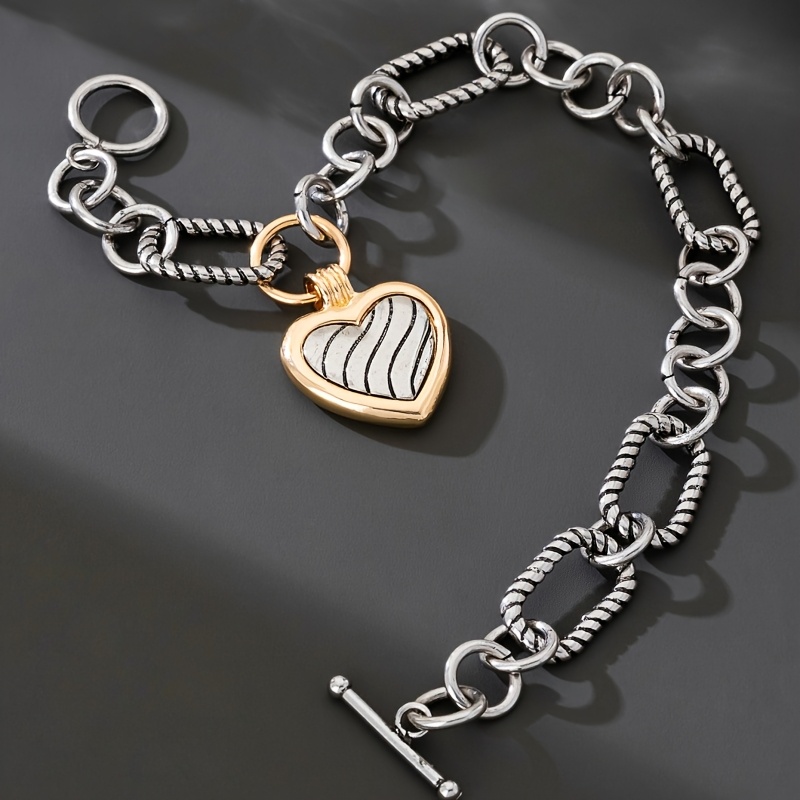 Fashionable Color Block Heart Pendant Bracelet